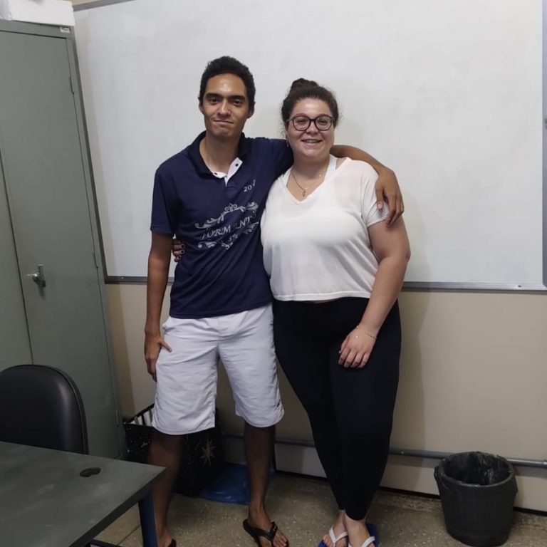 Hugo --> Gestor técnico e Giulia --> gestora do projeto